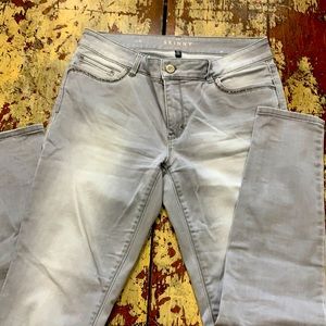WHBM a grey the skinny denim size 8